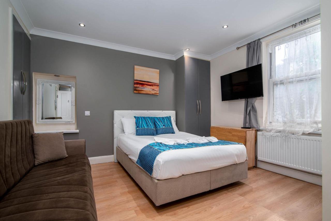 Camden Apartment *