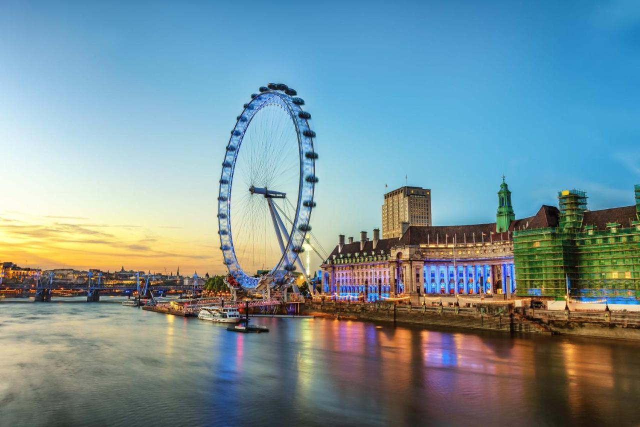 Chic And At Chapter South Bank In Leilighet London