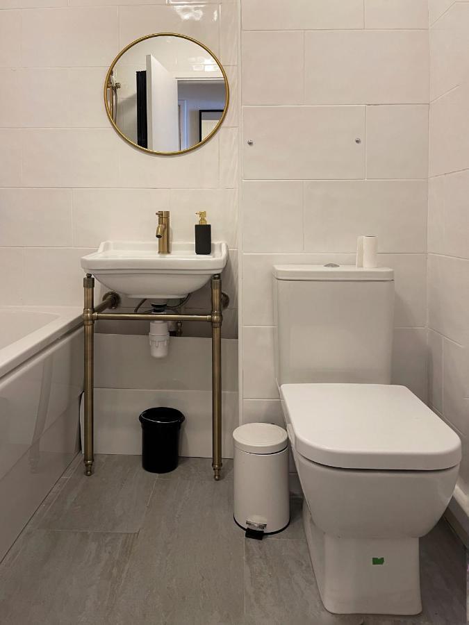 Leilighet Lisa's Place Near Kings Cross - 2 Double Beds, 1 Sofa Bed, Great Location, Ideal For Families *