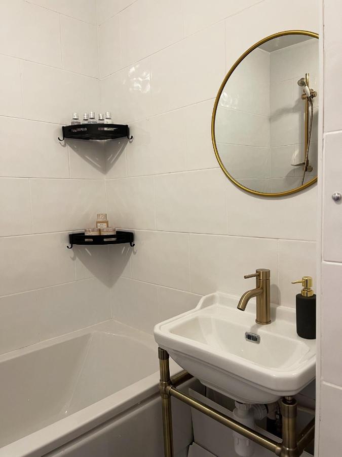 Leilighet Lisa's Place Near Kings Cross - 2 Double Beds, 1 Sofa Bed, Great Location, Ideal For Families *