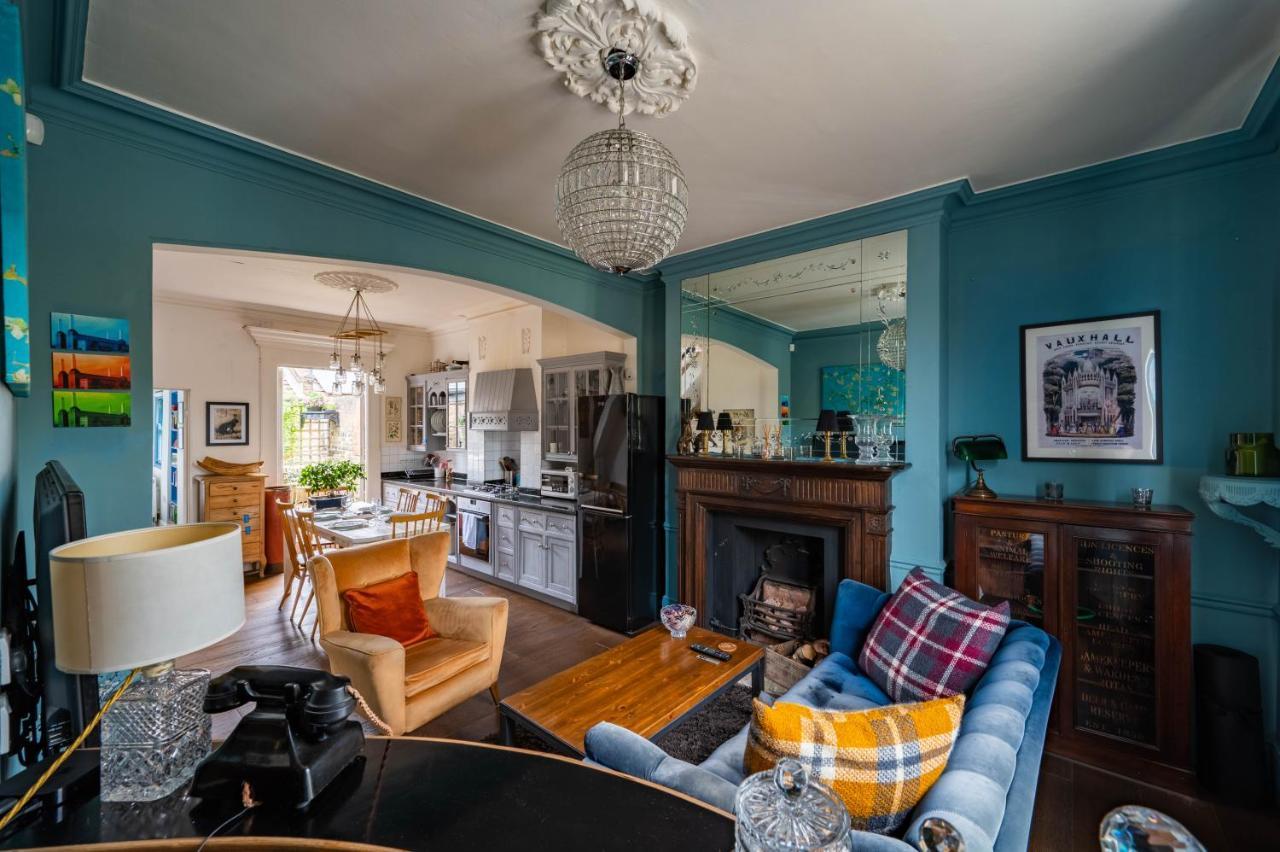 Ferienhaus Charming With Roof Terrace In East By Underthedoormat *
