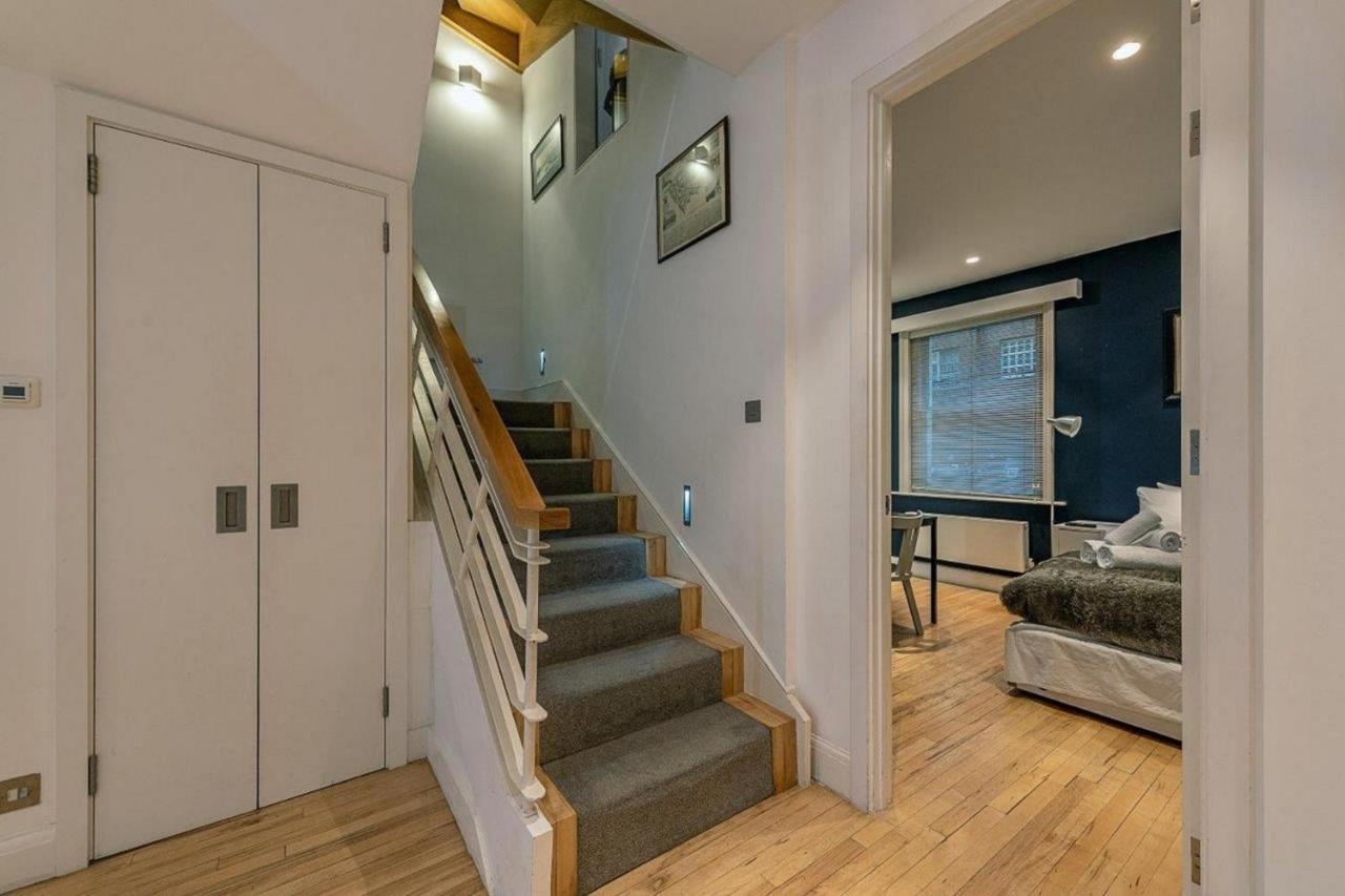 Сasa de vacaciones New Stunning 5bd Mews House *