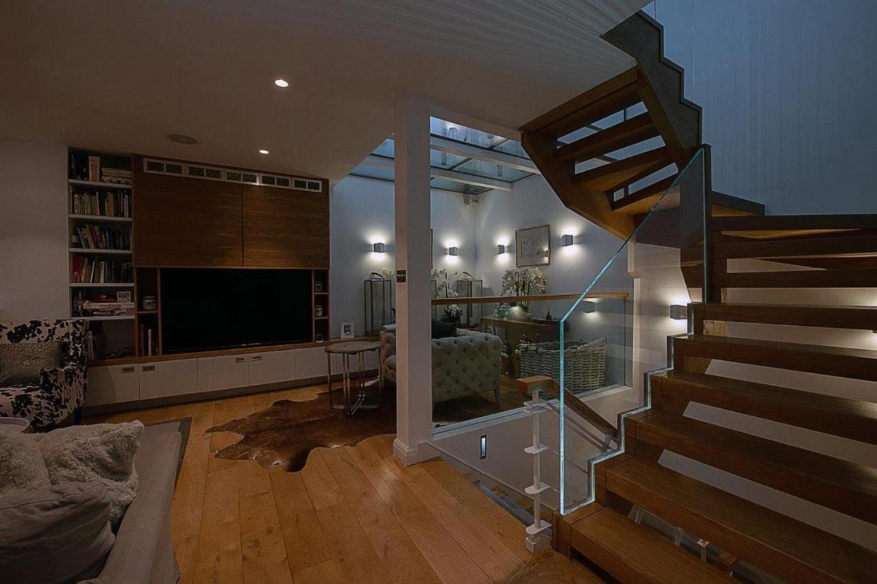 New Stunning 5bd Mews House Feriehus