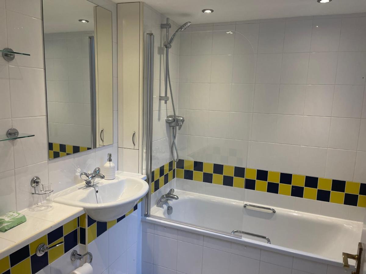 City Haven King En-suite&double Room&parking *