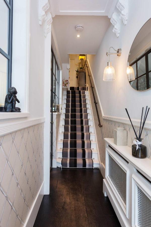 Veeve - Curiouser And Curiouser Holiday home London