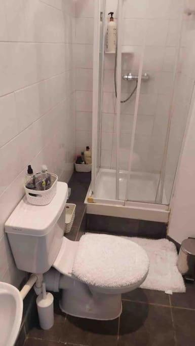 Private Guest In Tooting Privatunterkunft *