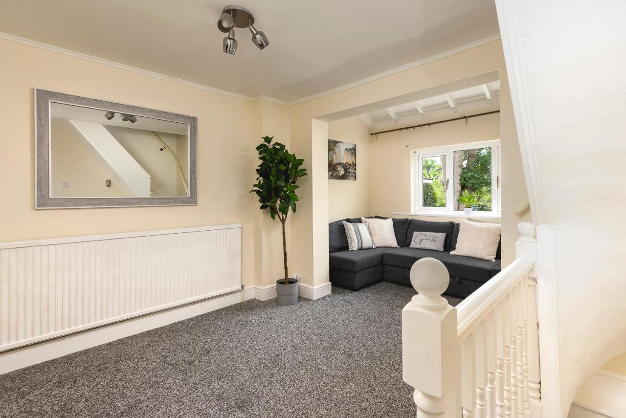 Skyvillion - 2 Bed In Finchley- 2 Mins Walk To East Finchley Tube Station Londen