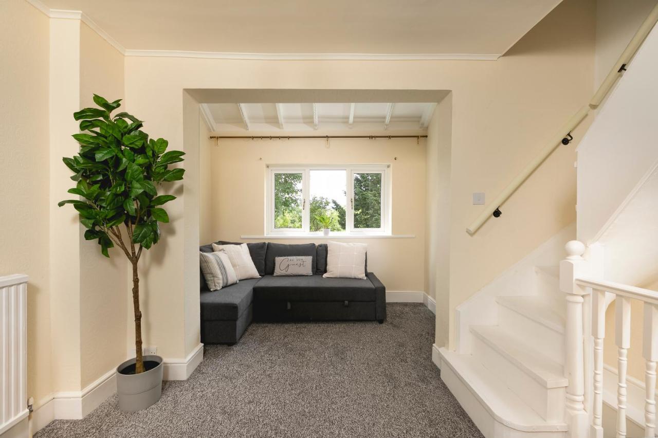Skyvillion - 2 Bed In Finchley- 2 Mins Walk To East Finchley Tube Station * Londen