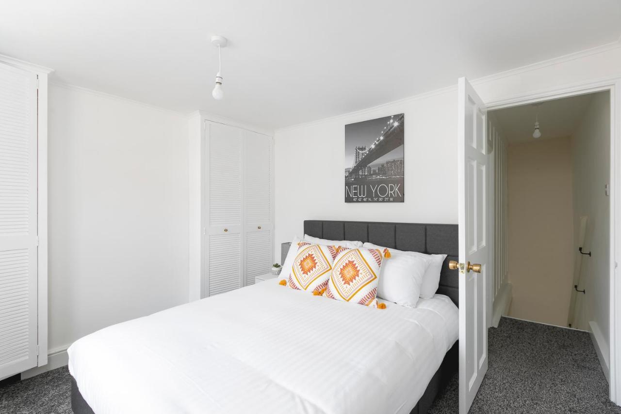 Skyvillion - 2 Bed In Finchley- 2 Mins Walk To East Finchley Tube Station * Londen