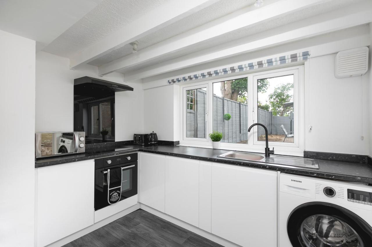 Skyvillion - 2 Bed In Finchley- 2 Mins Walk To East Finchley Tube Station Appartement