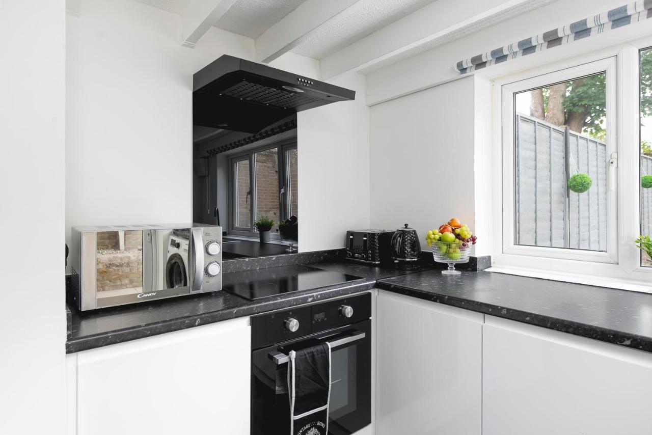 Appartement Skyvillion - 2 Bed In Finchley- 2 Mins Walk To East Finchley Tube Station