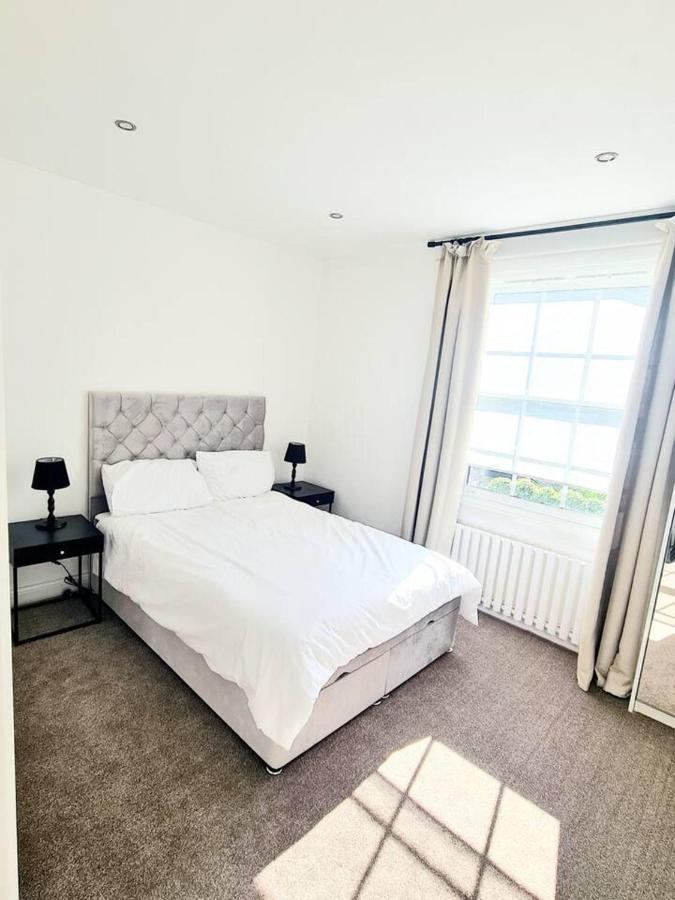 Holiday home Charming 2-bed House In