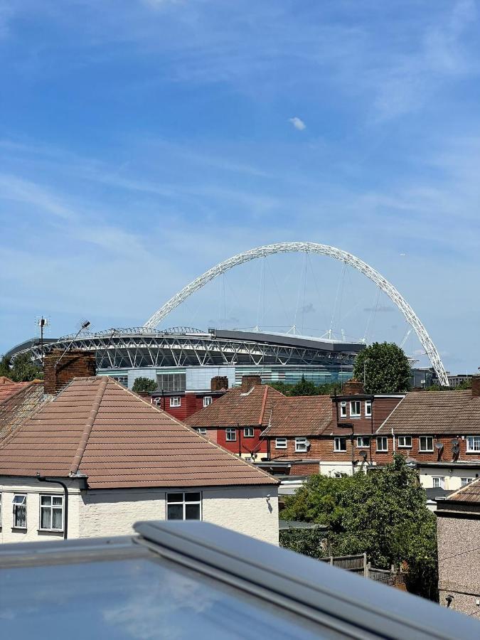 Wembley Stadium 5 Star Brand New Luxury Sleeps 14 With Parking London