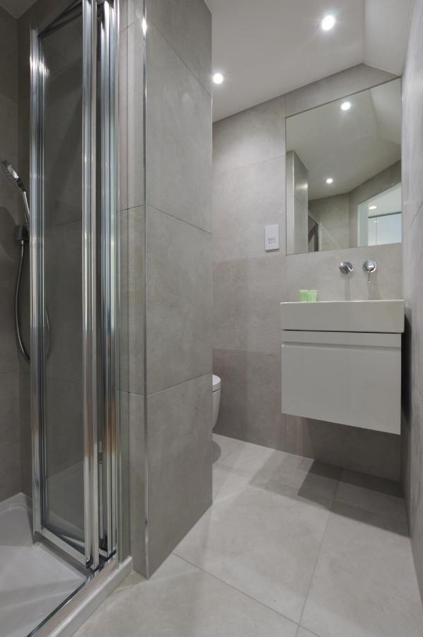 Cromwell Serviced By Stayprime * London
