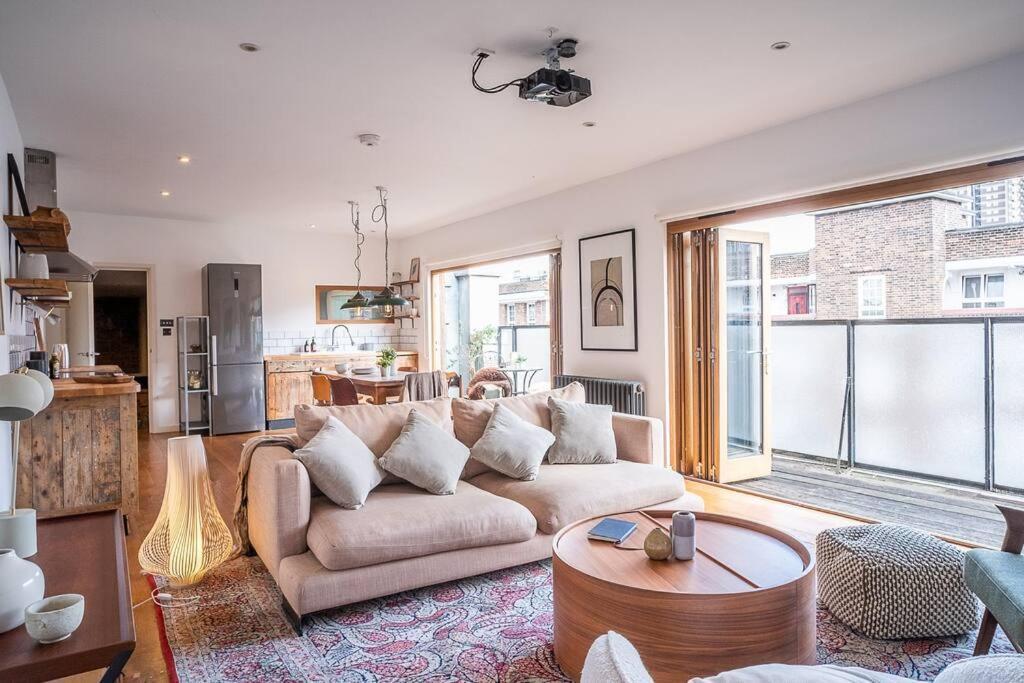 Penthouse At The Old Tea Factory Londen