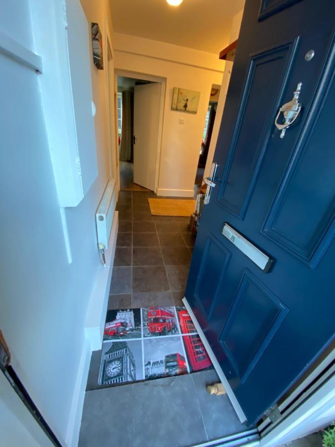 Apartment Great In An Uber Cool Flat! Bridge London