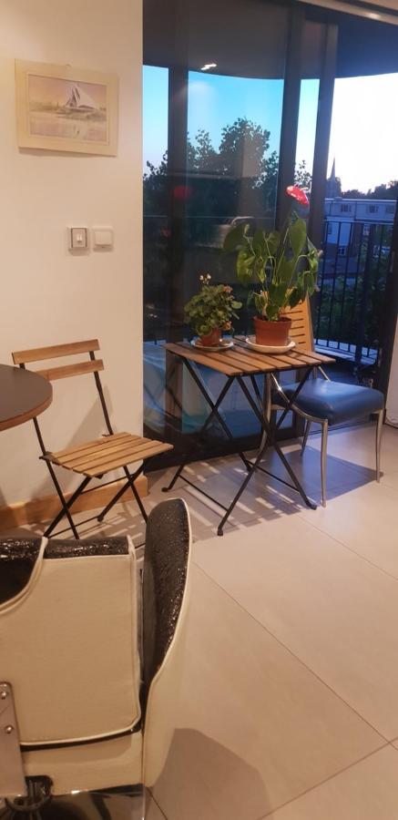Jadwin Beautiful Share Toilet 2 People * London