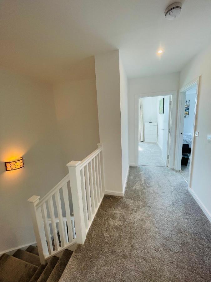 Appartement Modern Penthouse Flat With Free Indoor Parking *