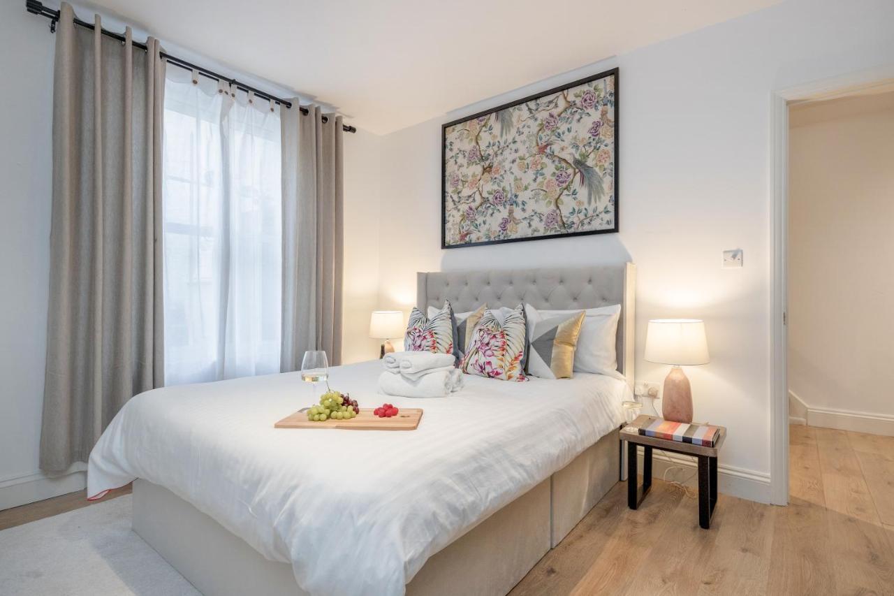 Elegant 3bed In Kensington Olympia Appartement Londen