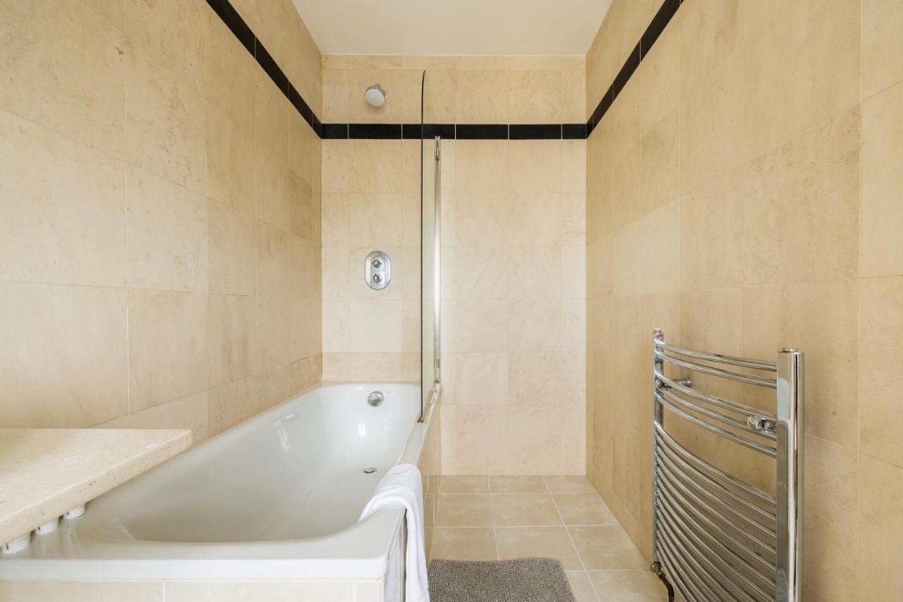 The St Johns Wood Classic - Snazzy 2bdr Flat Apartment London