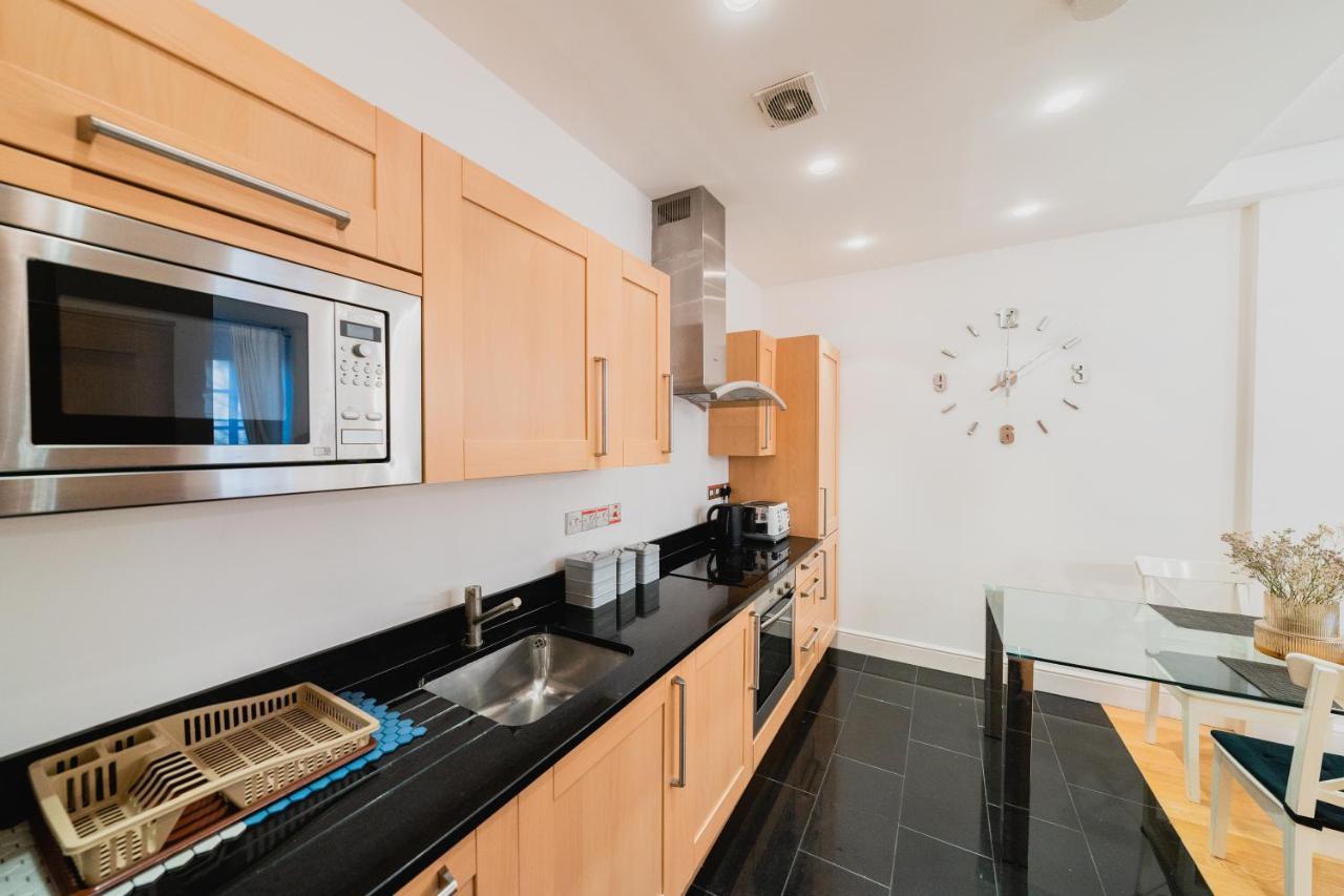 Covent Garden 2-bedroom * London