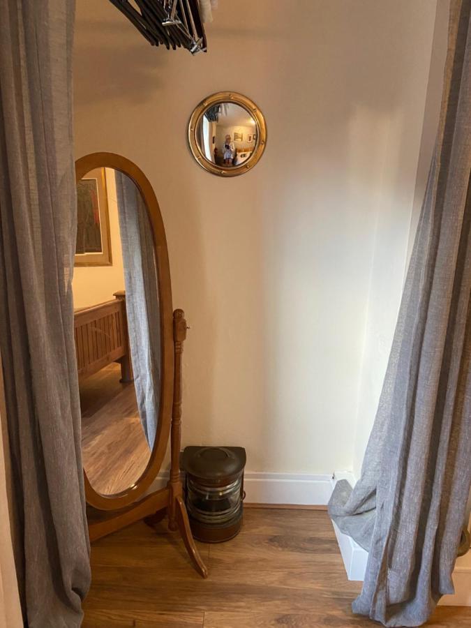 Apartment Great In An Uber Cool Flat! Bridge
