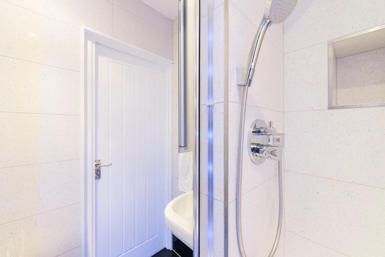 Cosy Flat On Oxford Circus, Central Apartment