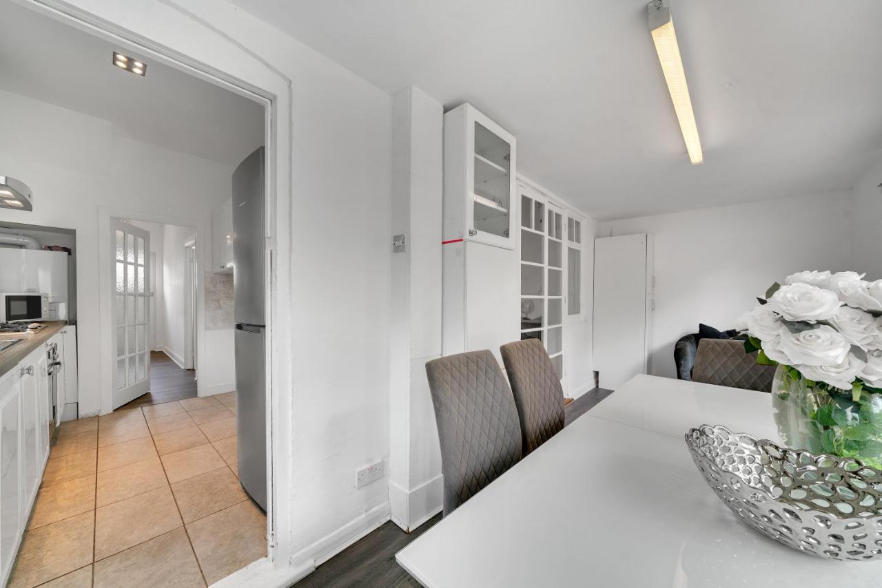 Сasa de vacaciones Large Modern 3 Bedroom House West Norwood Crystal Palace Gipsy Hill Londres