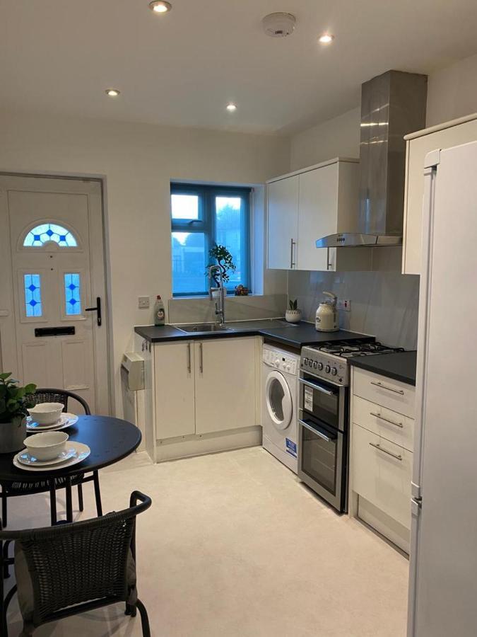 Leilighet Sweet Golders Garden Flat *