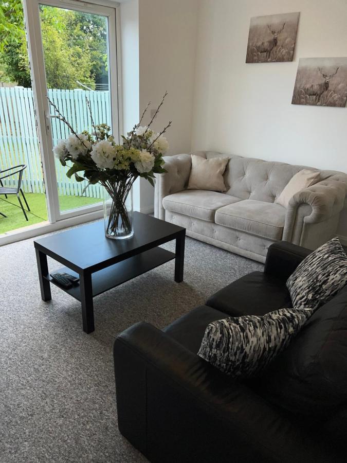 Sweet Golders Garden Flat