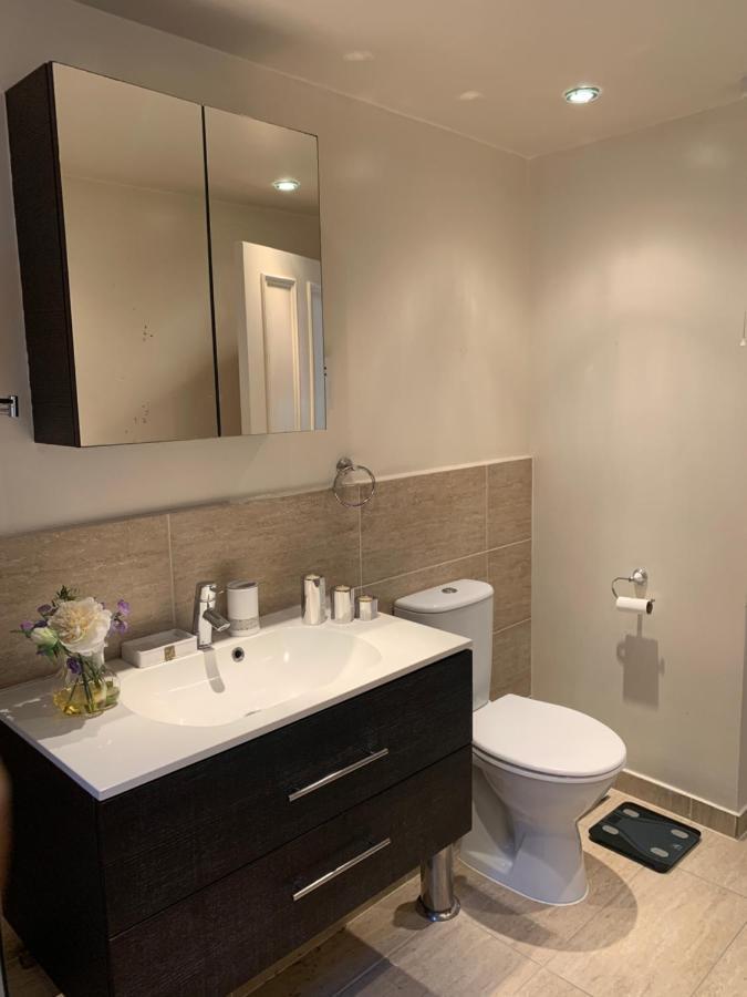 1st Floor Luxury 2 Bedroom 1 Bathroom Hampstead Leilighet *