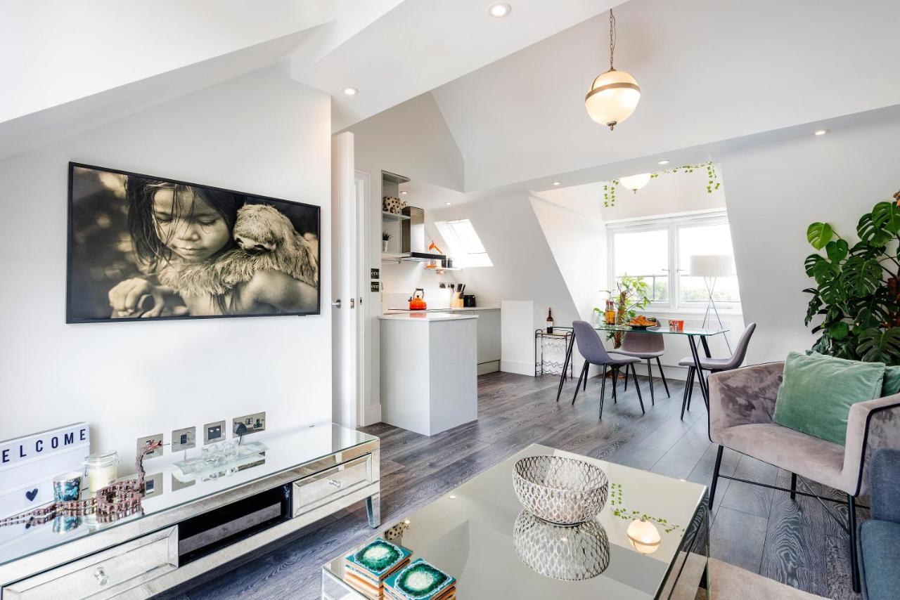 Hampstead High Flyer Duplex Aprtment London