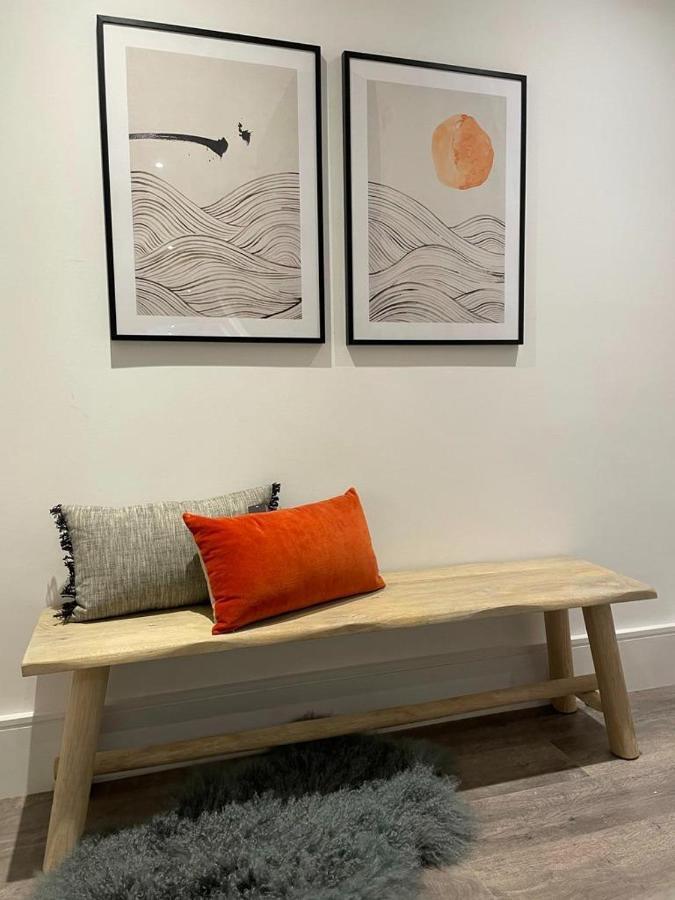 Brand New 3-bedroom In Londres