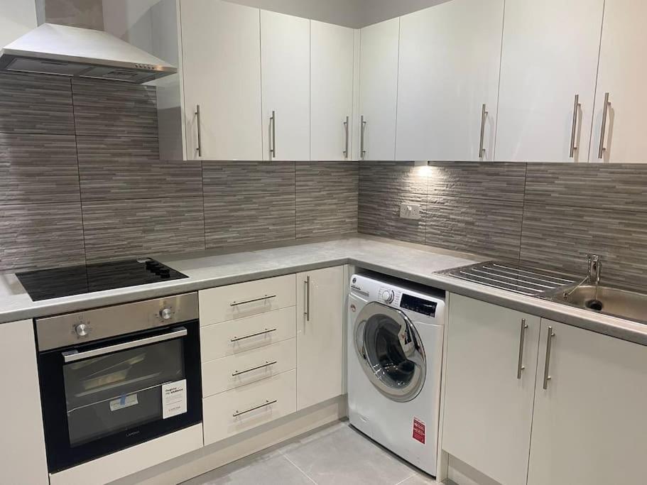 Leilighet Private Garden 1bed Studio Apart Battersea Perfect For Coupled Or Solo Travellers Pet Friendly Free Netflix & Wifi *
