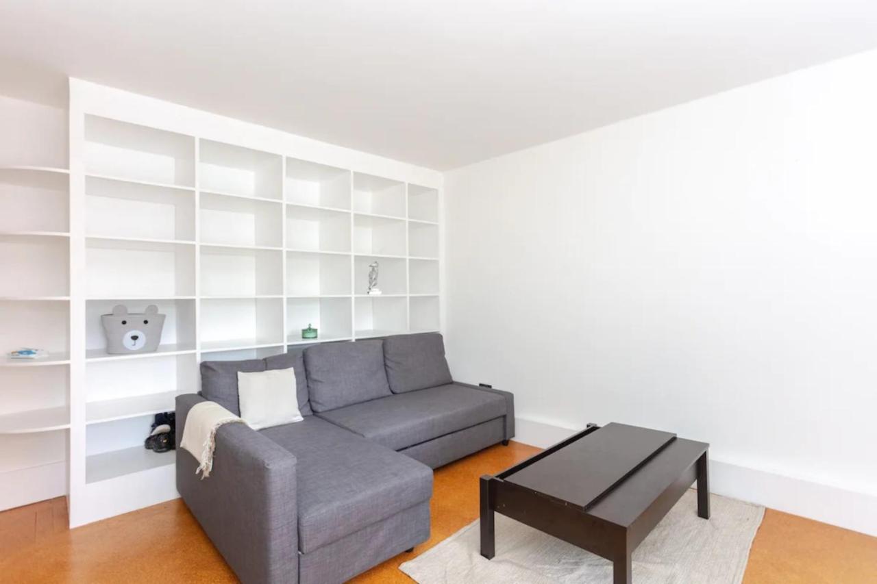 Peaceful 2 Bedroom In Apartamento