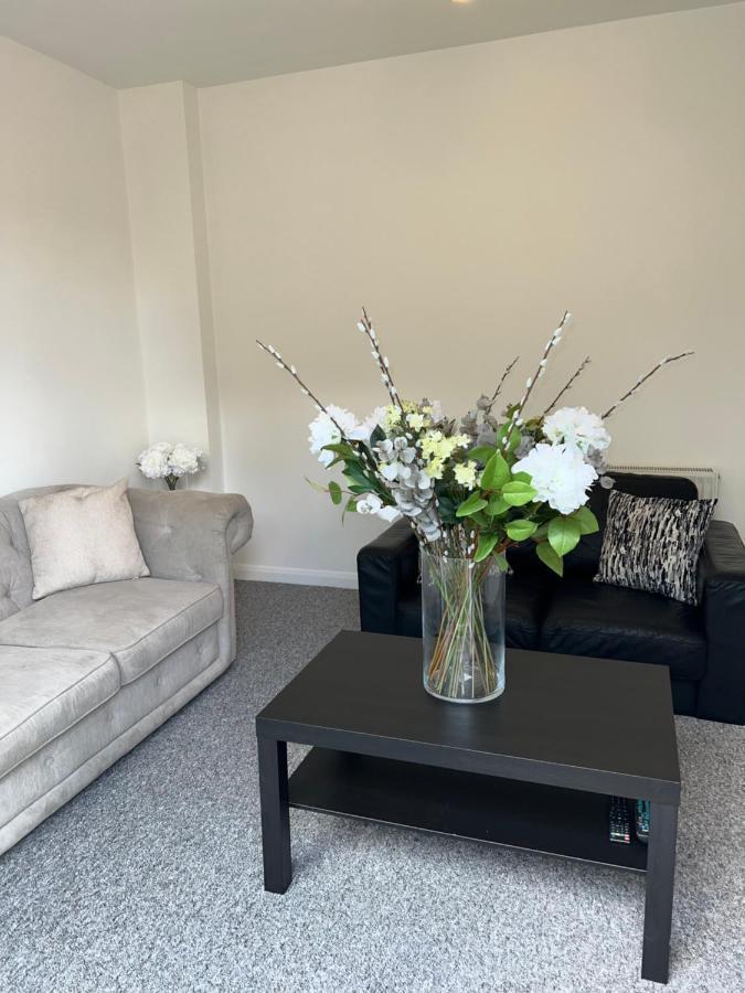 Sweet Golders Garden Flat Leilighet