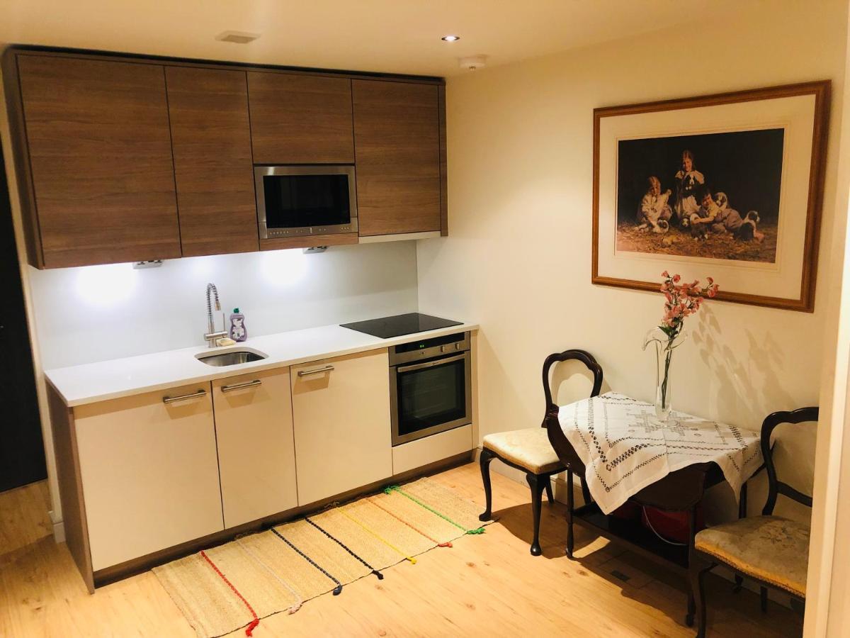 Leilighet Studio Flat In Imperial Wharf-chelsea Harbour London