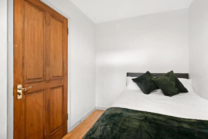 Warwick Avenue Hububb Apartamento *