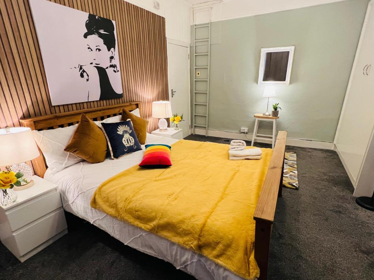 2-bedroom&living Budget In *