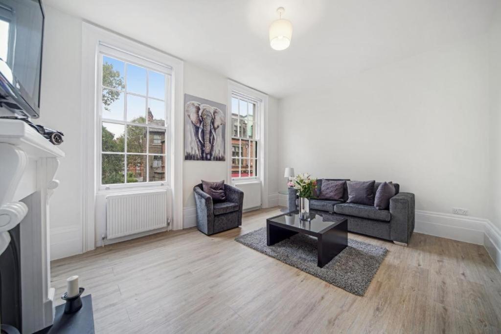 2 Bed Camberwell Champion Park Denmark Brixton Apartment *