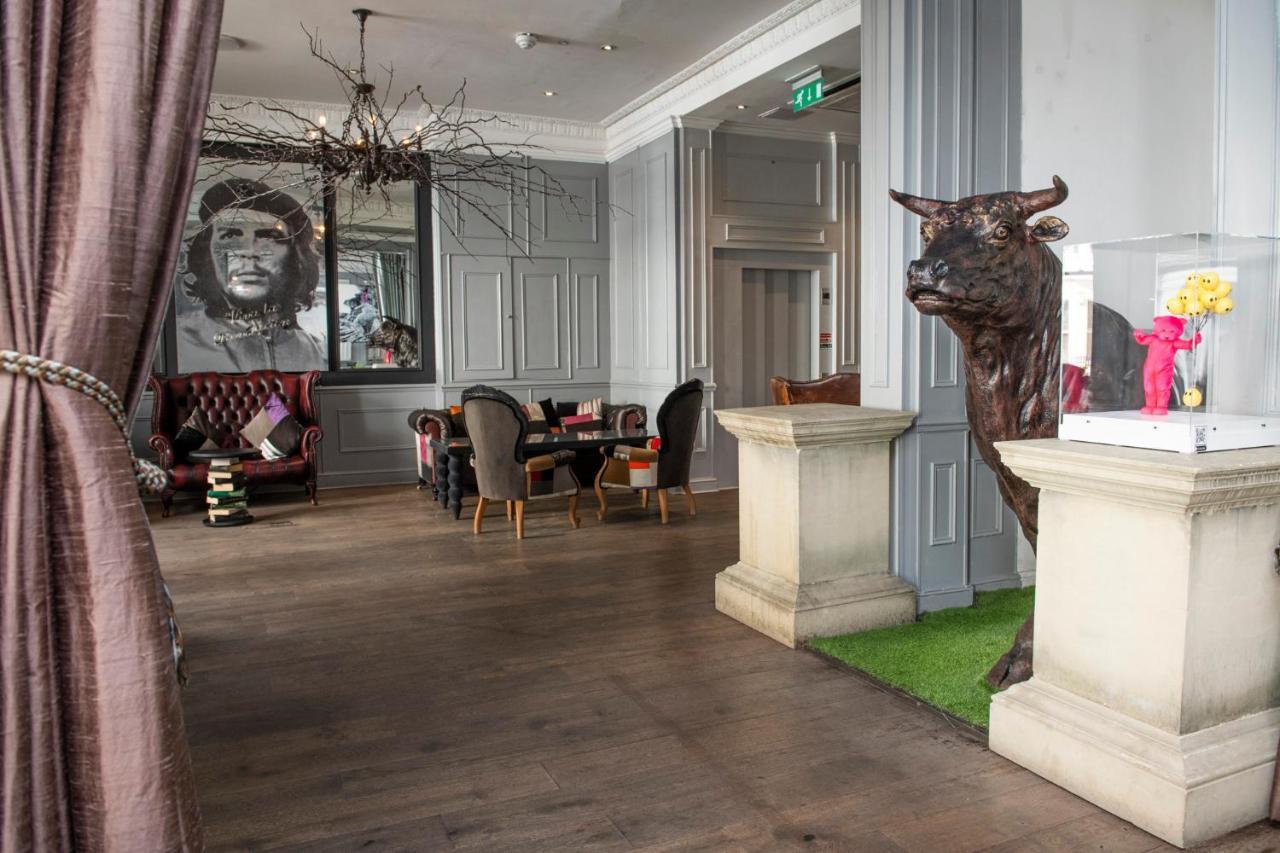 The Exhibitionist 5* London