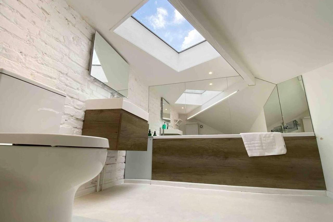 Charming 2-bed Apt With 2 Bathtub Central Appartement *