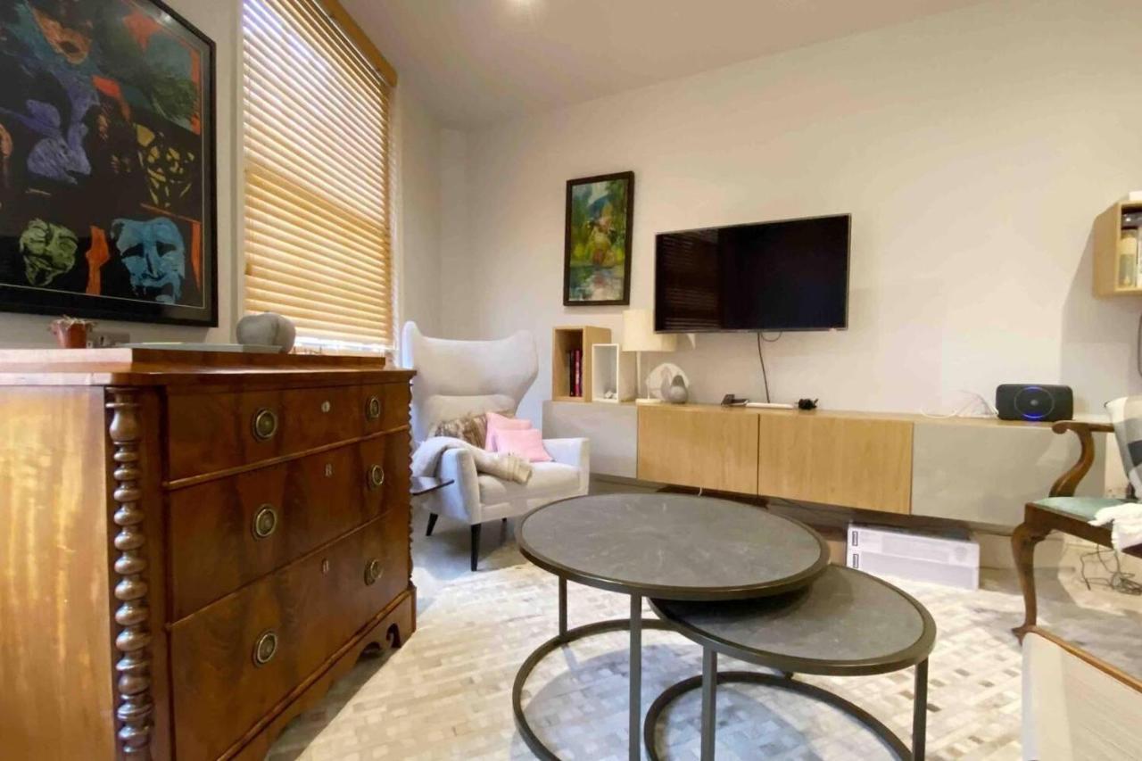 Charming 2-bed Apt With 2 Bathtub Central * Londen