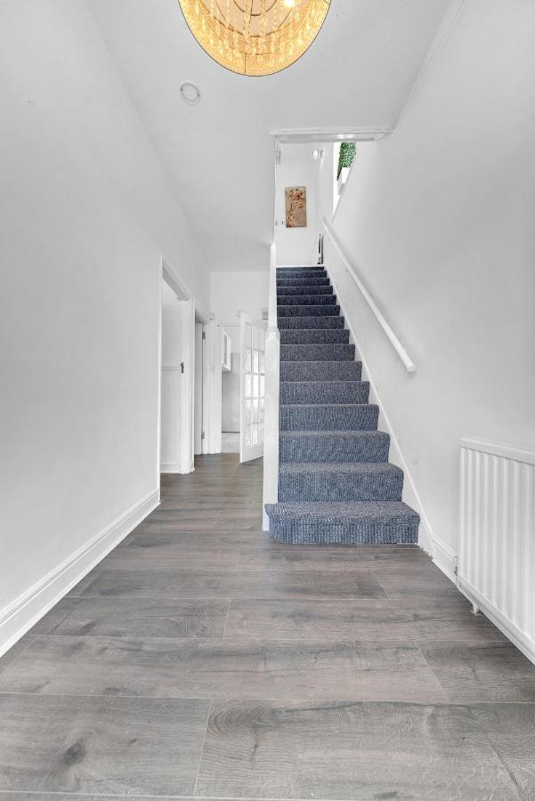 Сasa de vacaciones Large Modern 3 Bedroom House West Norwood Crystal Palace Gipsy Hill Londres