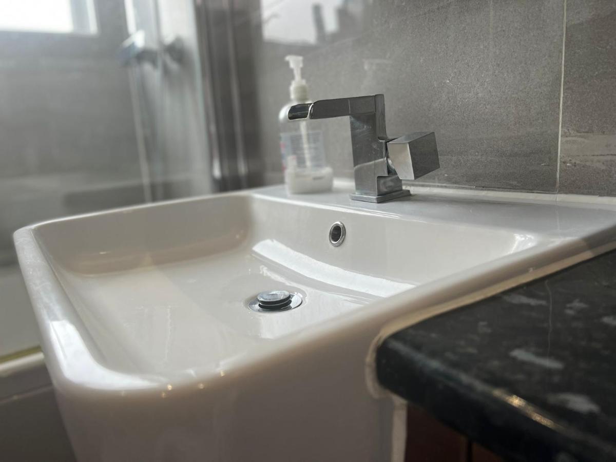 Deluxe Near Tottenham Hotspur Stadium Privatunterkunft *