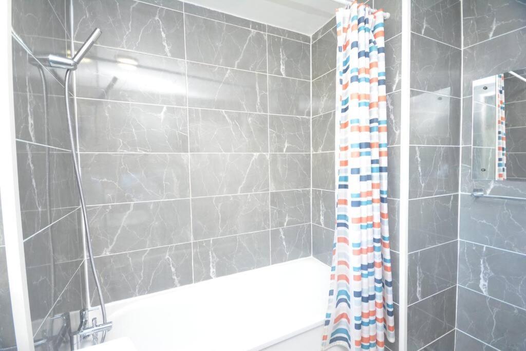 Zone 2 Two Bedroom Apartment