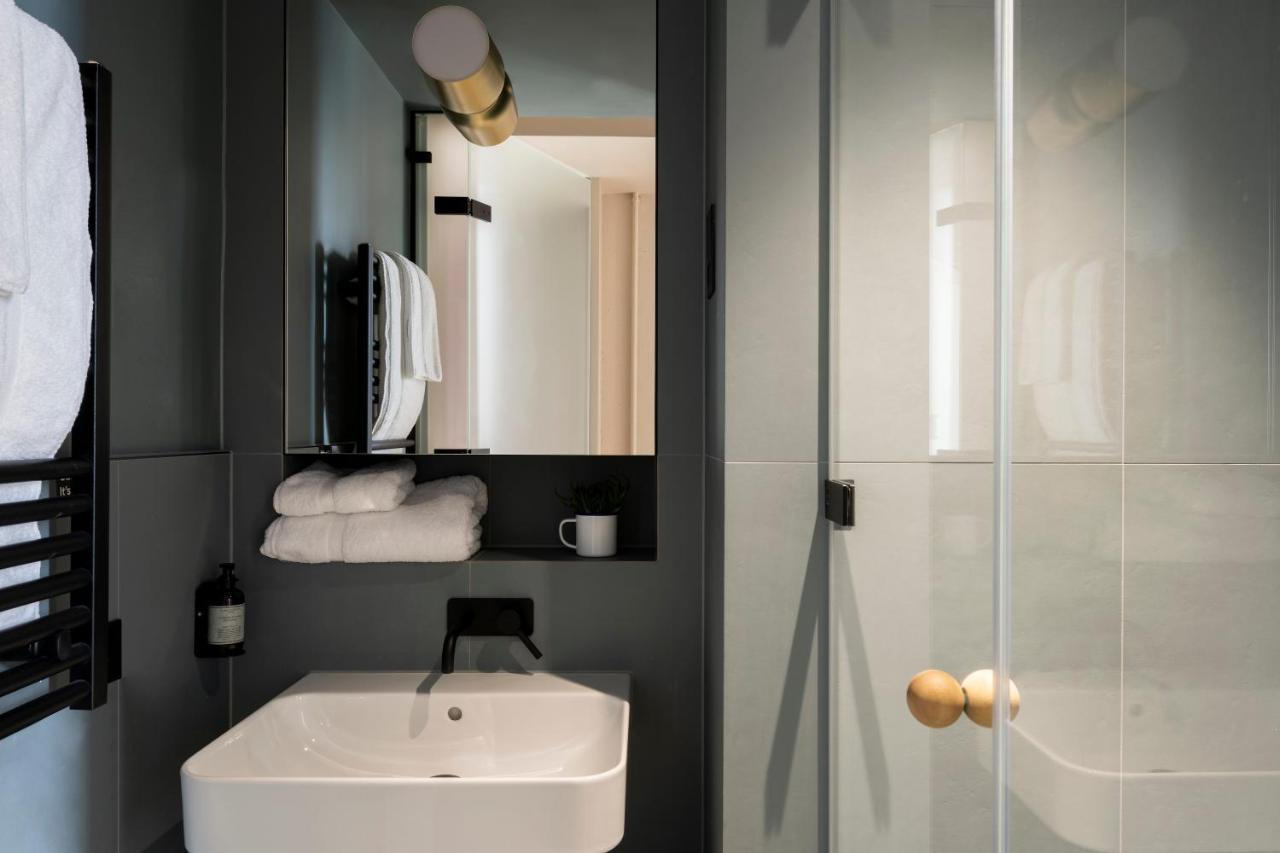 Buckle Street By Locke, Aldgate London
