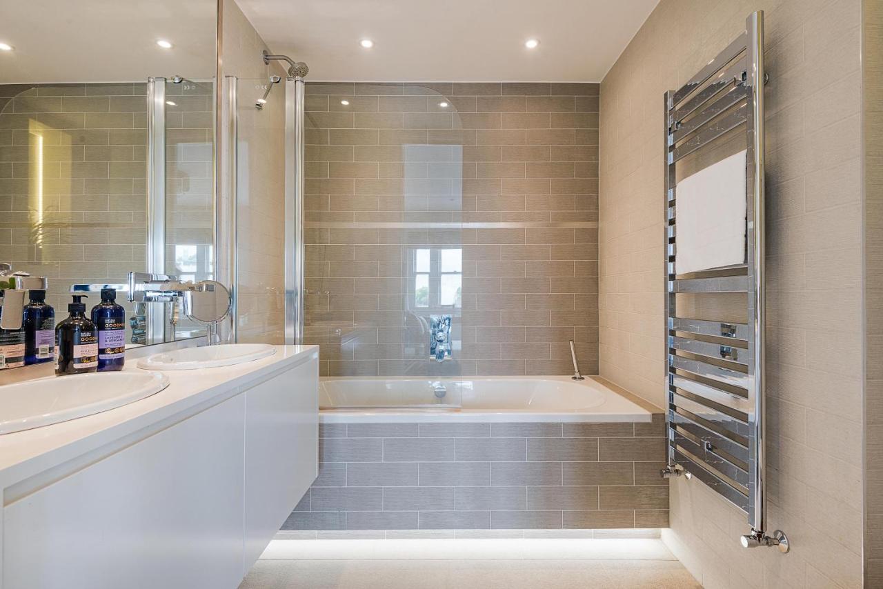 Hampstead High Flyer Duplex Aprtment *