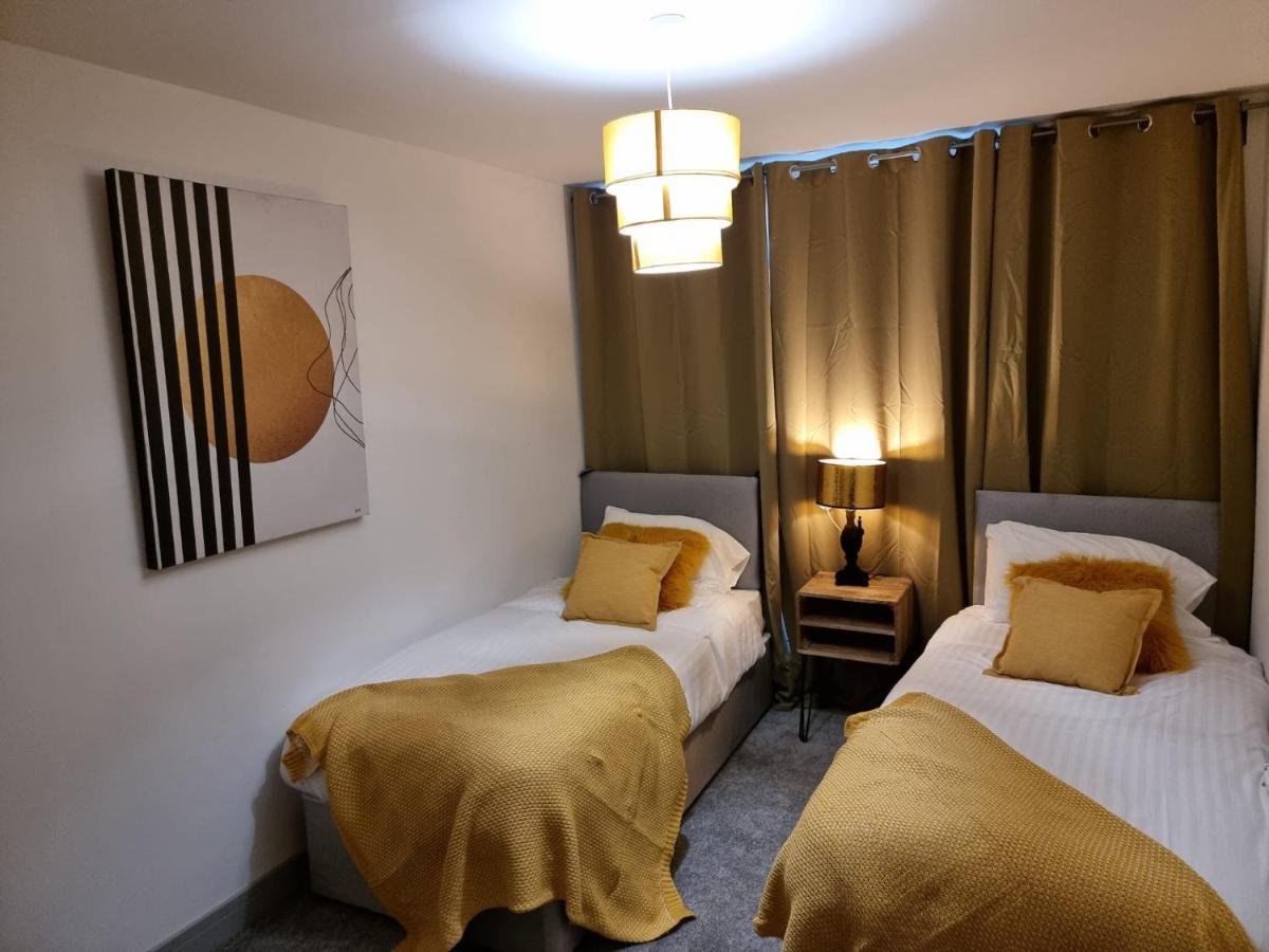 Remarkable 3-bed In Londen
