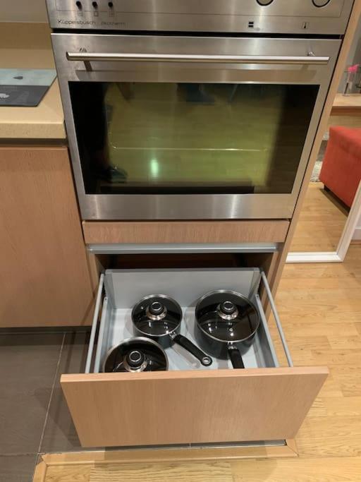 Leilighet Stunning 2 Bed Flat! Centrally Located In London, Uk!